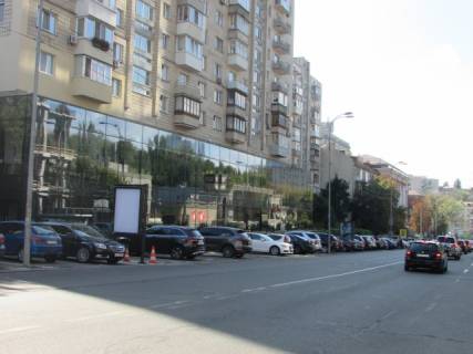 Сiтiлайт A у Києві, 1.2x1.8  Мечникова вул, 18/20 (поруч з магазином Goodwine) Фото 1
