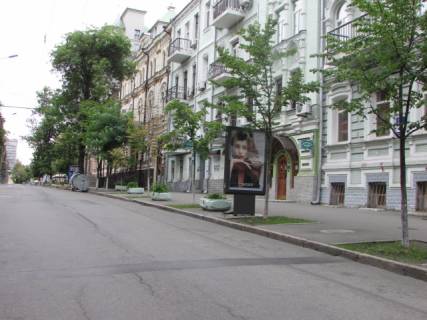 Ситилайт B в Киеве, 1.2x1.8  Терещенківська, 21 фото 1