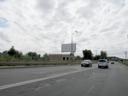 Билборд B в Киеве, 6x3  Повітрофлотський проспект (Нова дорога),  за150 метрів до заїзду на Кільцева дорога, рух із центру Києва фото 1