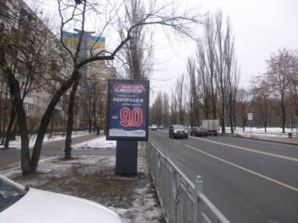 Сiтiлайт B у Києві, 1.2x1.8  Русанівська набережна, 24/51 / Ентузіастів (світлофор) Фото 1