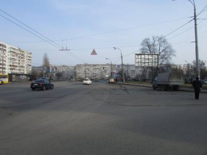 Призма A в Киеве, 6x3  Маршала Тимошенка,  2є - 298340 фото 1
