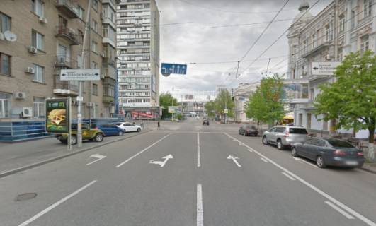 Ситилайт A в Киеве, 1.2x1.8  вул. Жилянська, 12/58 фото 1