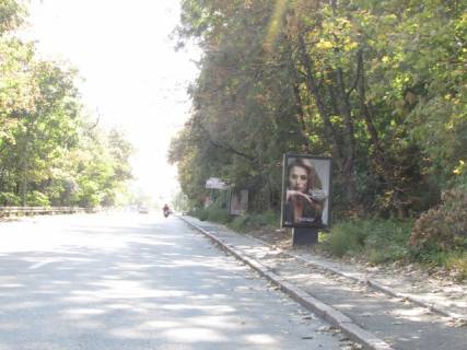 Сiтiлайт A у Києві, 1.2x1.8  Дніпровський проїзд, рух на підйом від Набережного шосе Фото 1