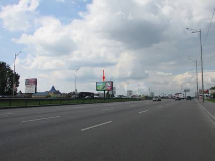 Бэклайт A в Киеве, 8x4  Кільцева дорога (розподілювач) / Литвиненко-Вольгемут, рух до пр. Перемоги фото 1