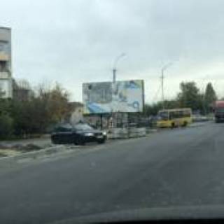 Билборд B в Мукачеве, 3 х 6  вул.Берегівська, біля мосту 1 фото 1