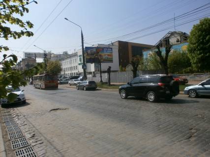 Билборд A в Черновцах, 3*6  вул. Головна, 122 фото 1