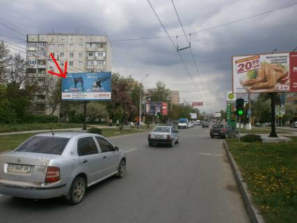 Билборд B в Черновцах, 3*6  вул. Комарова, 10 / пров. Ентузіастів ("WOG") фото 1