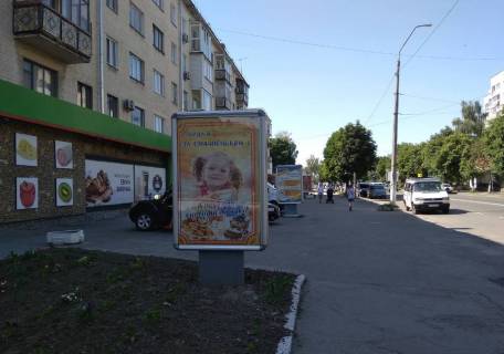 Ситилайт B в Звягель (Новоград-Волынский), 1,8х1,2  вул. Пушкіна, 6, супермаркет "ФОРА" (м.3) фото 1