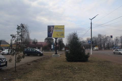 Билборд B в Овруч, 2,20х3  ул. Шевченко, 98 - ул.Героев Майдана, в центр, "Траш" фото 1