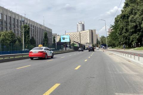 Видеоборд A в Киеве, 3.14х2,32  вул. Борщагівська зупинка Польова,(цифрова панель) - 369665 фото 1