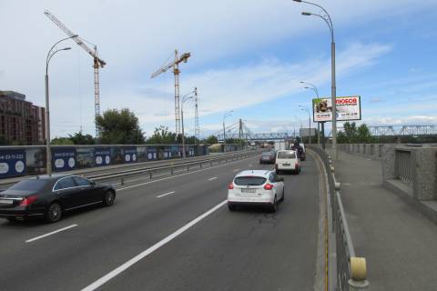 Призматрон, Призма A у Києві, 6х3  вул. Набережно-Рибальська, 9 - навпроти, з центра, в сторону Північного (колиш. Московського) мосту - 376770 Фото 1