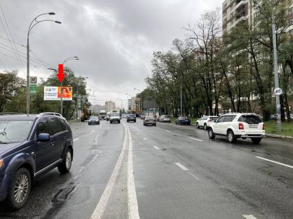 Білборд, Бігборд (Борд)  B у Києві, 3,14х6,10  просп. Правди, 76 (ТЦ Ретровіль, ЖК Варшавський) Фото 1