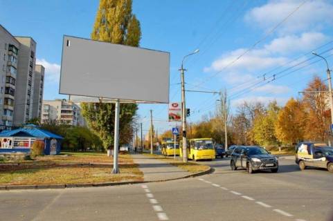 Білборд, Бігборд (Борд)  B у Луцьку, 3x6  вул.Захисників України (колишня Гордіюк),35 на перехресті Фото 1