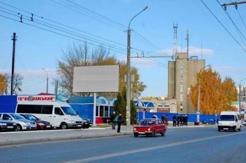 Билборд B в Луцке, 3x6  вул.Конякіна, поблизу ТЦ "Варшавський" фото 1