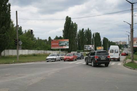 Білборд, Бігборд (Борд)  B у Кам'янець-Подільському, 3х6  перехрестя Хмельницьке шосе та вул.Чехова Фото 1