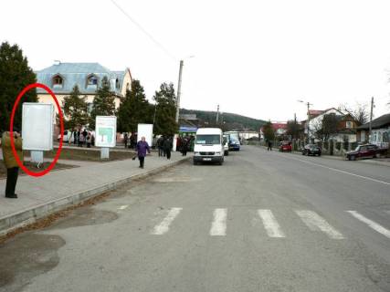 Сiтiлайт B у Делятині, 1,2x1,8  Траса Н-09 Мукачево-Львів, с.Делятин, центр, ринок, автостанція, напрямок руху на Івано-Франківськ Фото 1