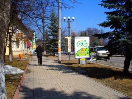 Ситилайт B в Яремче, 1,2x1,8  Траса Н-09 Мукачево-Львів, Свободи, Гастроном Яремче, напрямок руху на Івано-Франківськ фото 1