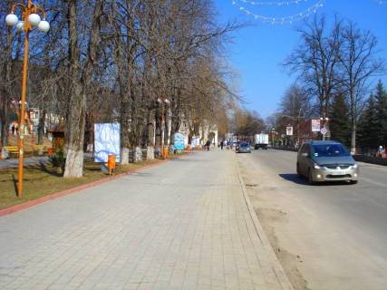 Сітіскролл B у Яремче, 1,2x1,8  Траса Н-09 Мукачево-Львів, Свободи, центральна міська алея, навпроти нової Церкви, напрямок руху на Івано-Франківськ Фото 1