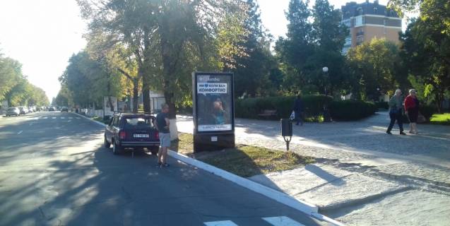 Скролер, Скрол A у Кременчуці вул. Соборна (Леніна), район д.№14/23, навпроти бул. Пушкіна - 377001 Фото 1