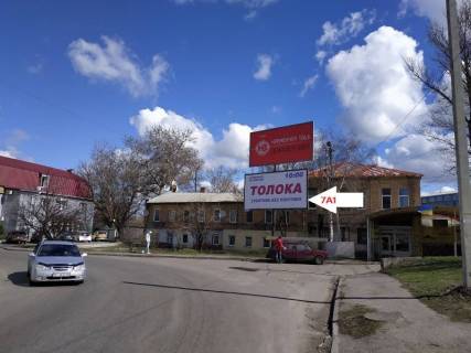 Билборд A в Кременчуге, 3x6  ул. Театральная (Воровского)/Первомайская (в районе  торгового центра «Арсенал), от автовокзала фото 1