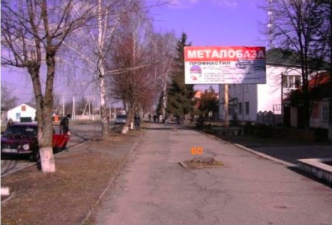 Билборд A в Старій Вижівці, 3х6  центр, вул. Незалежності 54 міська рада,школа, А ст фото 1