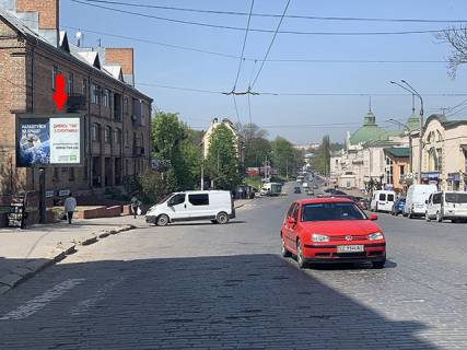 Скроллер B в Черновцах, 3.12*2.30  Сіті-борд вул.Гагаріна, 19 - 373138 фото 1