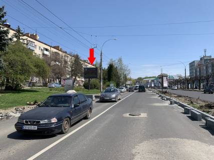 Скроллер B в Черновцах, 3.12*2.30  Сіті-борд просп.Незалежності, 82 - 373166 фото 1