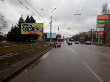 Билборд B в Кривом Роге перехрестя вул. Десантної та вул. Електричної, поворот на Терру. напрямок руху в сторону КРЕСУ. фото 1