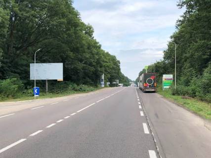 Білборд, Бігборд (Борд)  B у Шегині, 3х6  а/д М11  Львів Шигині 77+300 Праворуч Фото 1