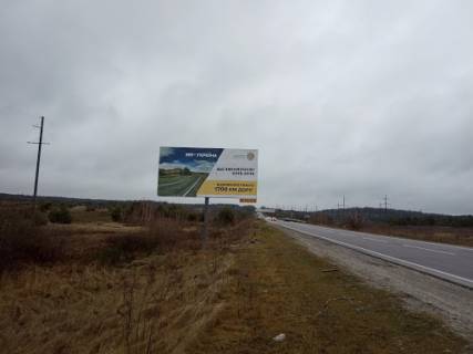 Билборд B в Терновице, 3х6  а/д М10 Краківець Львів 40+900 км праворуч фото 1
