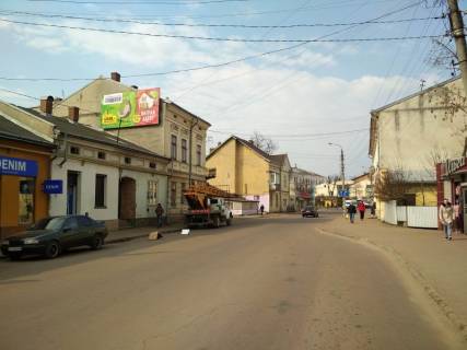 Білборд, Бігборд (Борд)  A у Коломиї вул. І. Мазепи, 38 Фото 1