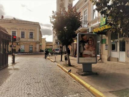 Ситилайт A в Коломые пл. Відродження (біля ощадкаси) фото 1