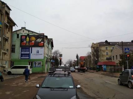 Билборд A в Коломые пр. Грушевського, 53 (навпроти 5-ї шк) напрям на Ів.-Франківськ фото 1