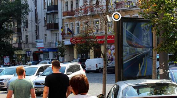 Ситилайт B в Киеве, Сітілайт 1.2х1.8  Велика Васильківська вул. 33 фото 1