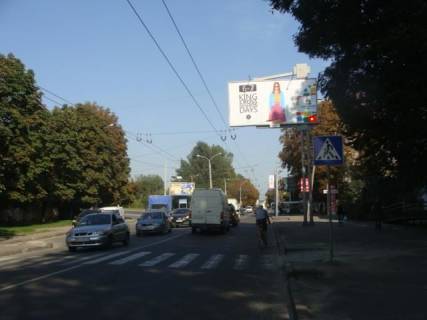 Билборд A в Львове, Щит 3x6  Городоцька вул, 229, в центр фото 1