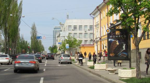 Ситилайт A в Киеве, Сітілайт 1.2х1.8  Тараса Шевченка бул. 14 фото 1