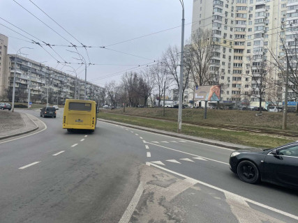 Білборд, Бігборд (Борд)  A у Києві, Щит 3x6  Левка Лук'яненка (Маршала Тимошенка) вул. 13а Фото 1