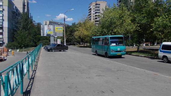 Билборд B в Херсоне, Щит 3x6  Святих Кирила та Мефодія пр. (Димитрова вул), 9 фото 1