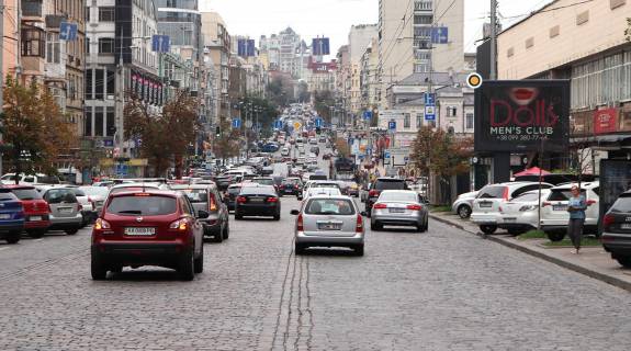 Бэклайт A в Киеве, 2.3х3.14  Велика Васильківська вул. 63 фото 1