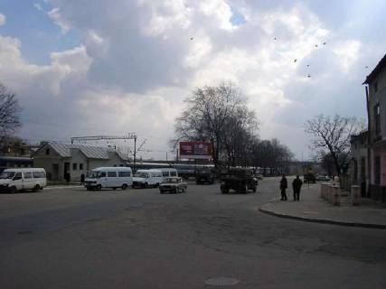 Билборд B в Дрогобыче, 3x6  Вокзальна вул, праворуч фото 1