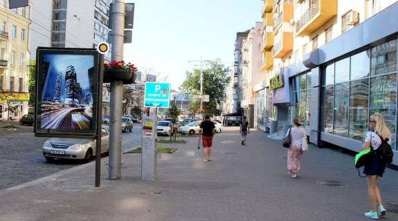 Ситилайт B в Киеве, Сітілайт 1.2х1.8  Велика Васильківська вул. 54 фото 1