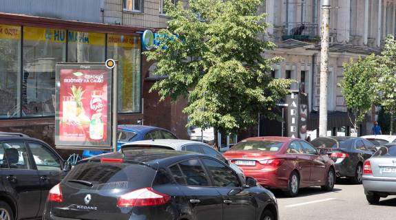 Ситилайт A в Киеве, Сітілайт 1.2х1.8  Саксаганського вул. 87 фото 1