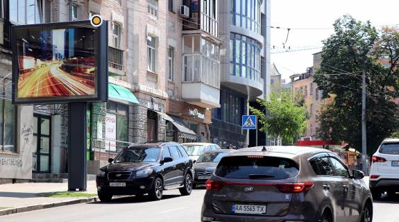 Билборд B в Киеве, Беклайт 2.3х3.14  Січових Стрільців вул., 70 фото 1