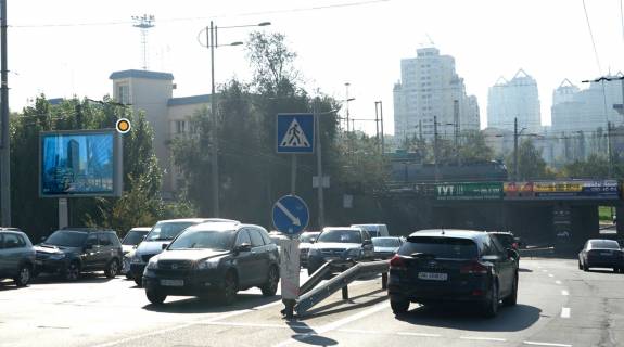 Бэклайт B в Киеве, Беклайт 2.3х3.14  Гетьмана Павла Скоропадського (Льва Толстого) вул., 61 фото 1