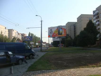 Билборд A в Луцке, 3x6  Соборності просп, 9, із центру фото 1