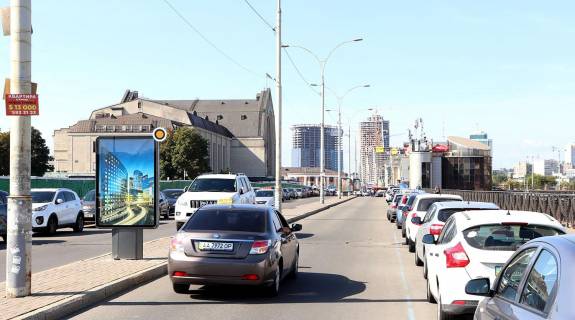 Ситилайт A в Киеве Вокзальная ул. разделитель,  к ЖД Вокзалу фото 1