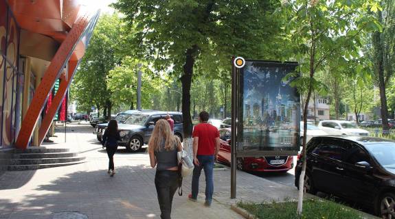 Ситилайт B в Киеве, Сітілайт 1.2х1.8  Лесі Українки бул.3 фото 1