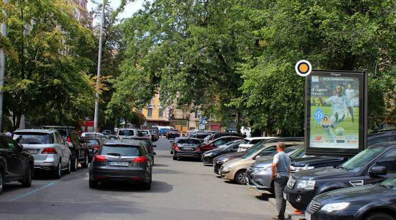 Сiтiлайт A у Києві, Сітілайт 1.2х1.8  Рогнідинська вул. 5 Фото 1