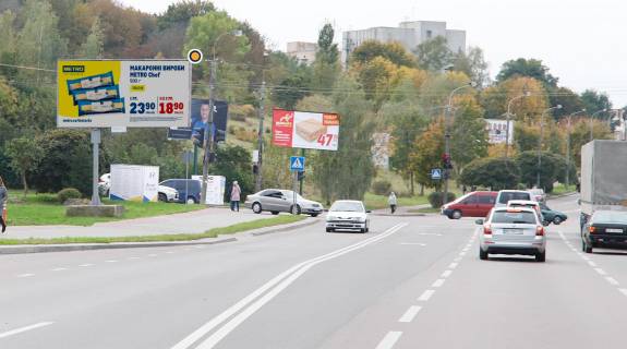 Билборд B в Ровно, Щит 3x6  Голосіївський фото 1