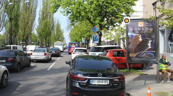 Сiтiлайт A у Києві, Сітілайт 1.2х1.8  Тараса Шевченка бул. 10 Фото 1